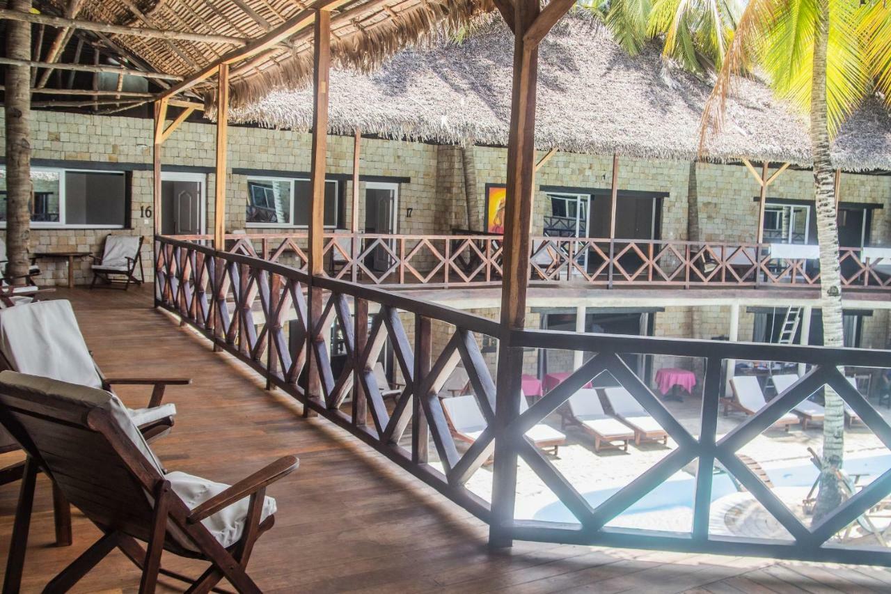 Hotel La Bombonera Nosy Be Exterior photo